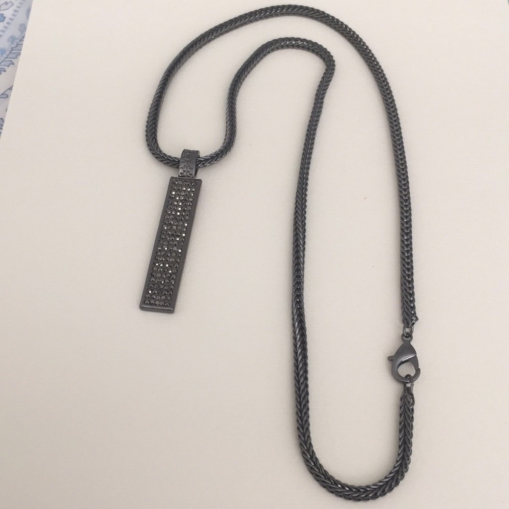 Beautiful gunmetal chain and pendant unisex
